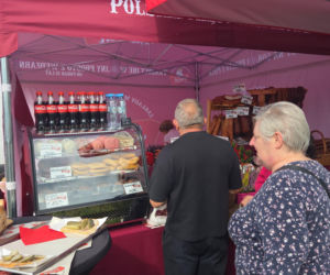 Jarmark Kujawsko-Pomorski znów przyciągnął tłumy! Myślęcinek pełen smaków, muzyki i tradycji