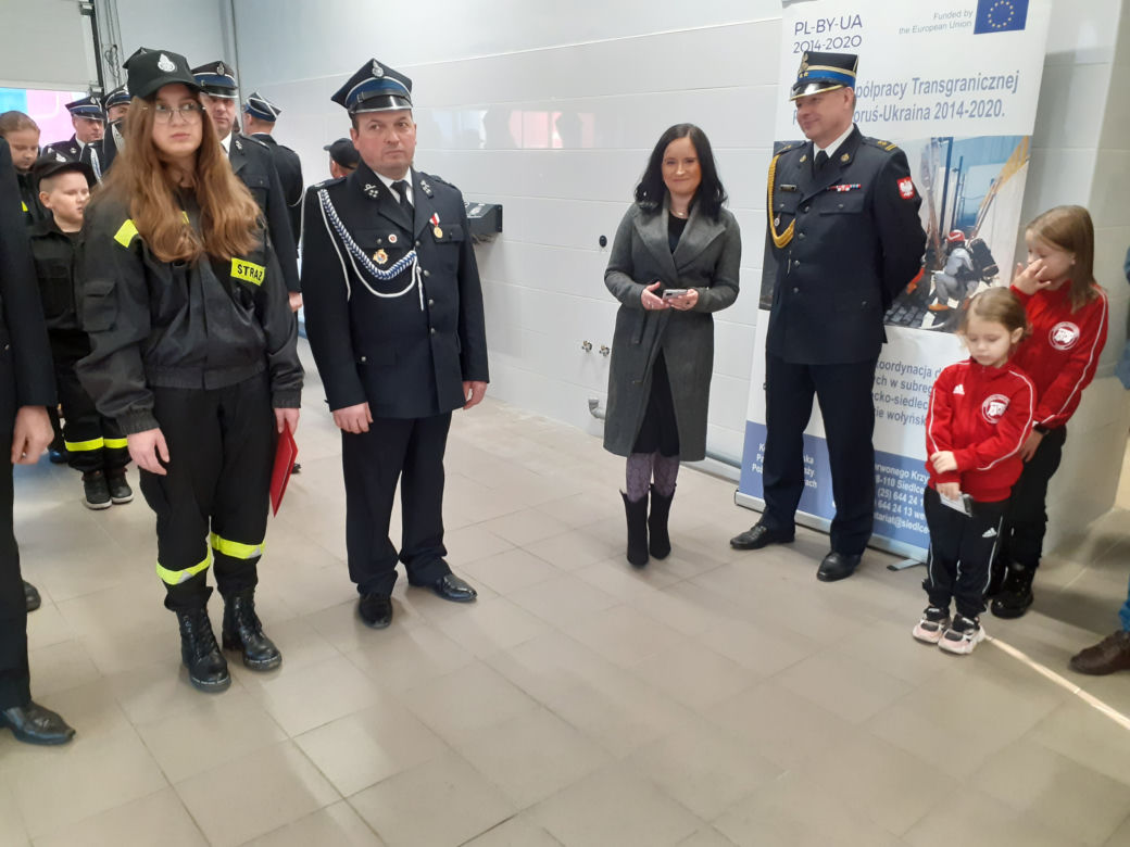 Przekazanie promes dla młodzieżowych drużyn strażaków ochotników w KM PSP w Siedlcach