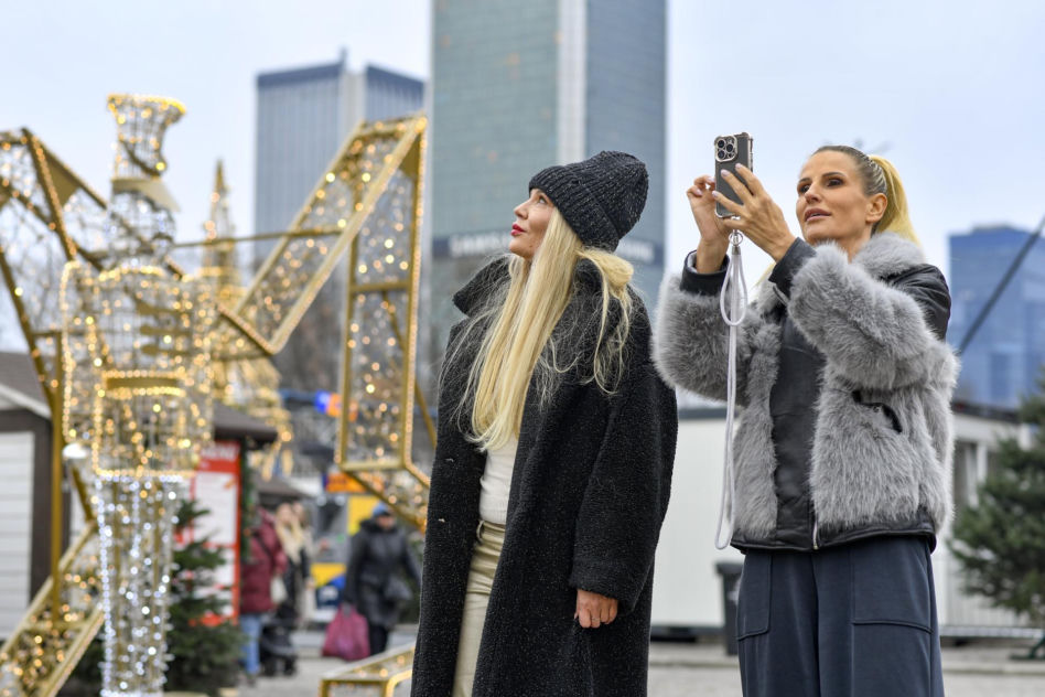 Monika Jarosińska, Dominika Tajner