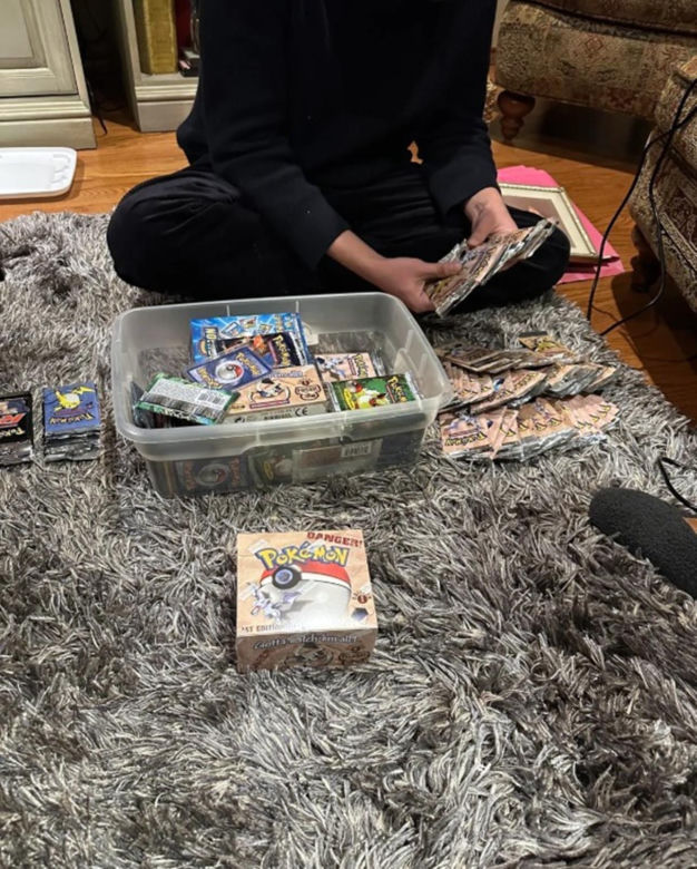 Babcia przez lata chowała karty do gry w Pokemona. Okazały się warte fortunę