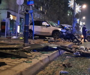 Zderzenie BMW z taksówką na Marszałkowskiej