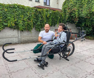 Były polityk wbiegnie z niepełnosprawnym na szczyt gory