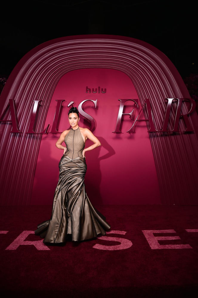 Kim Kardashian pozwana! Chodzi o słynną taśmę i matkę