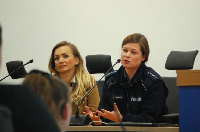 W Siedlcach odbyła się debata uczniów szkół podstawowych pt. „Czy pokolenia potrafią jeszcze ze sobą rozmawiać?”