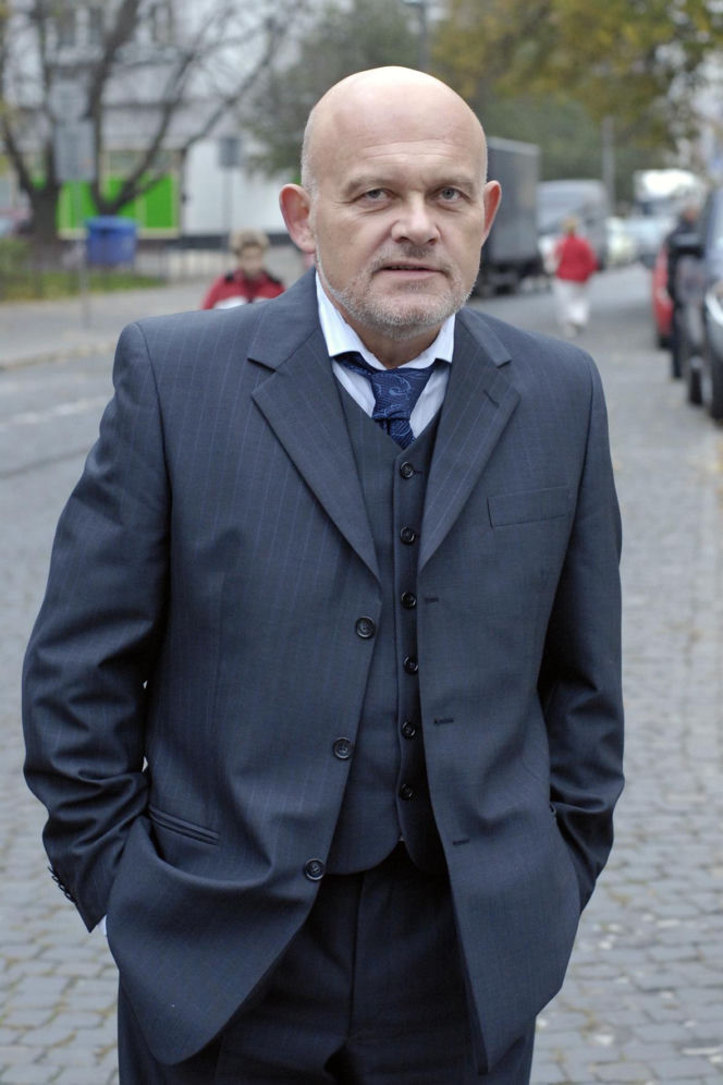 Kiedyś ten serial oglądała cała Polska. Jak dziś wyglądają gwiazdy serialu „Kryminalni”?