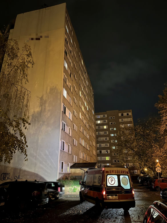 Tragedia w Pruszkowie. Mężczyzna spadł z wielkiej wysokości