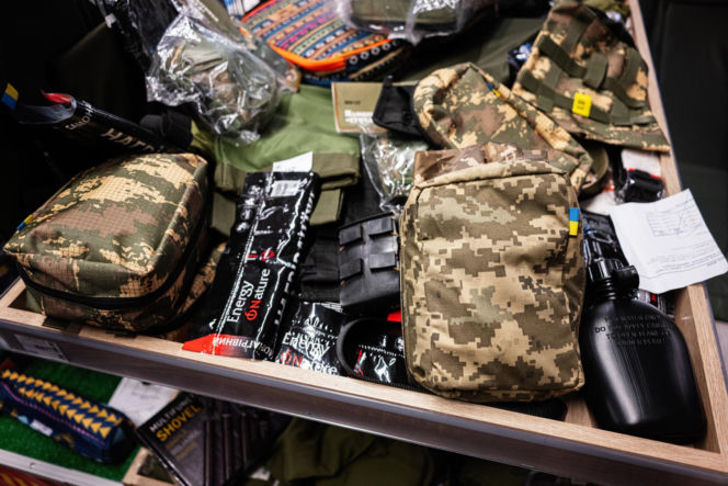 Odzież dla cywila na kryzys