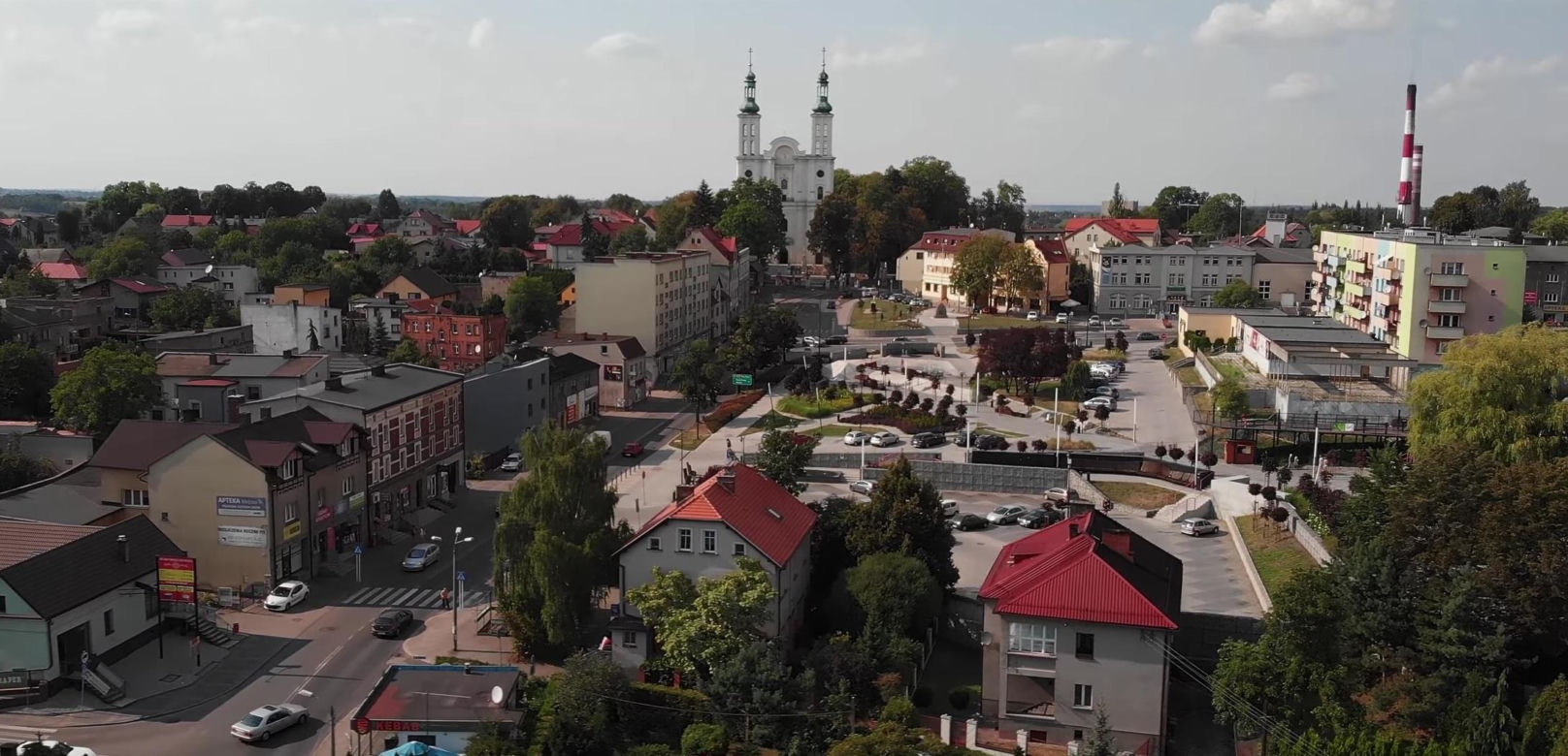 Pszów: Śląska Perła Pielgrzymkowa z Uśmiechniętą Madonną. Odkryj "Wieś Psów"