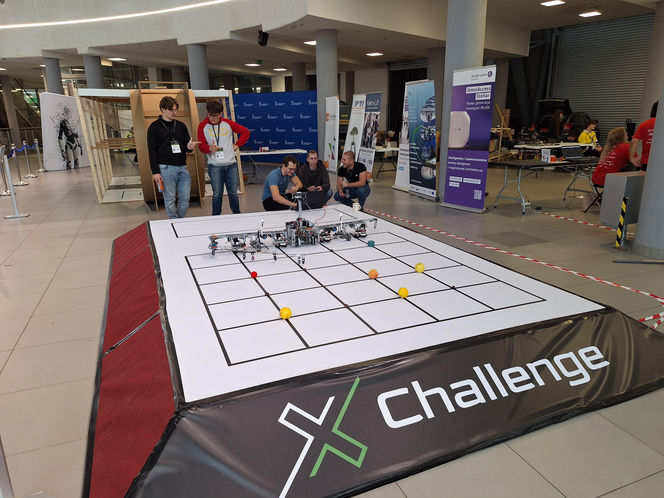 Roboty w natarciu. W Jasionce odbyła się kolejna edycja XChallenge