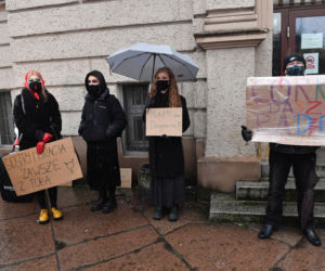 Szczecin: Przesłuchanie organizatorki strajku kobiet