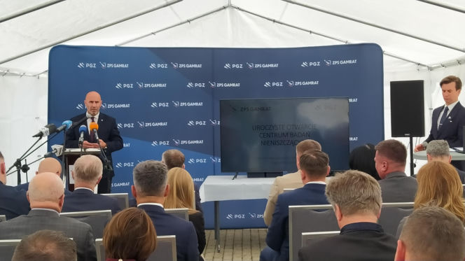 Klucz do polskiej autonomii rakietowej. Nowoczesne Centrum Badań Nieniszczących w Gamracie otwarte