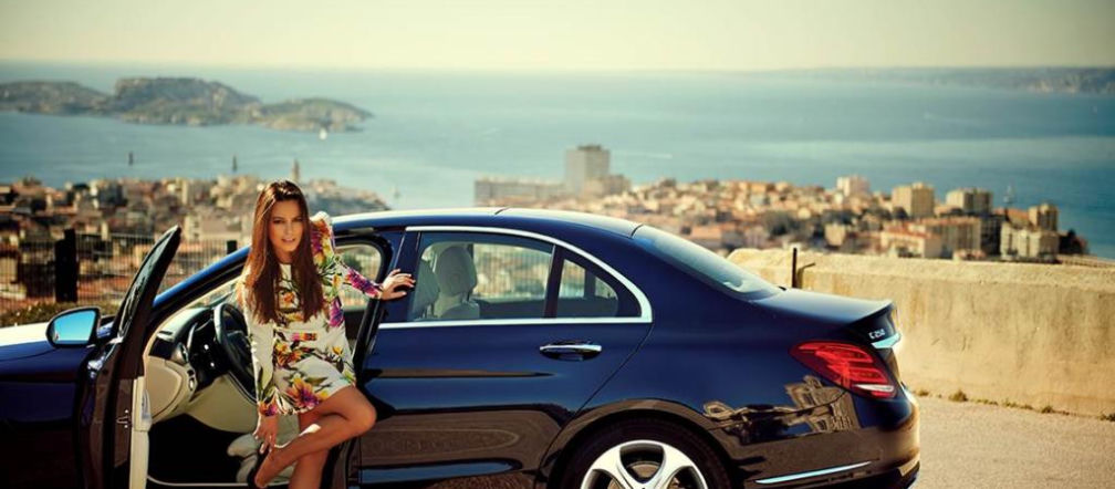 Anna Mucha testuje Mercedesa Klasy C