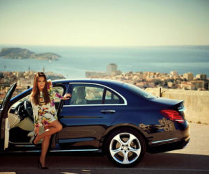 Anna Mucha testuje Mercedesa Klasy C