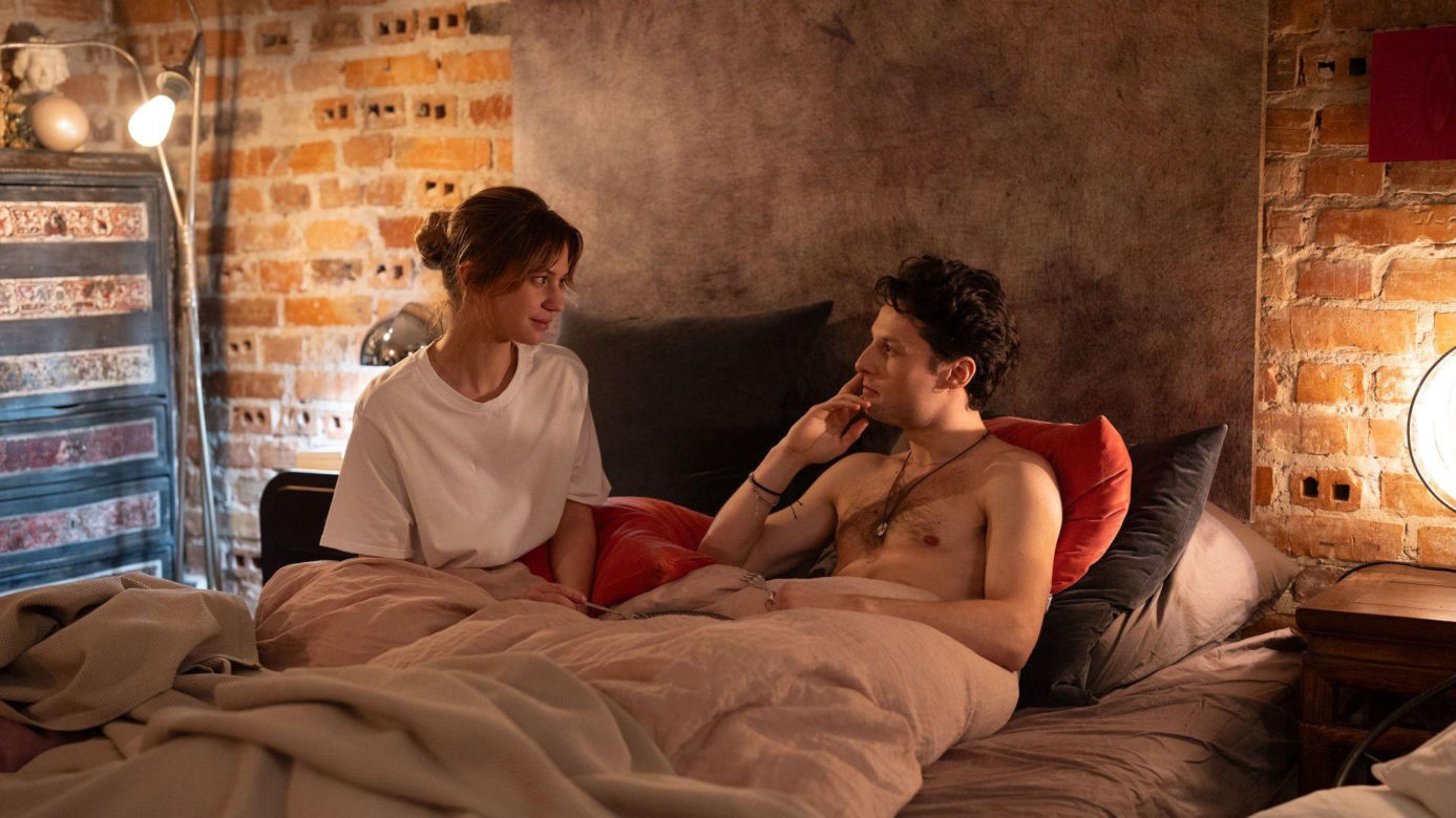 Na dobre i na złe odc. 989. Kamil Zawada (Jakub Łopatka) Gloria (Aleksandra Grabowska)