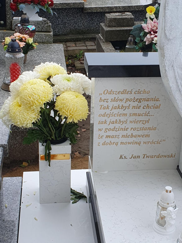 Tak wygląda pomnik Kamilka z Częstochowy. Złożyli się na niego ludzie dobrej woli
