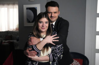 Barwy szczęścia, odcinek 3414: Nietypowe zaręczyny Agaty i Ignacego. Poprosi o rękę tuż przed długim wyjazdem z kraju - ZDJĘCIA