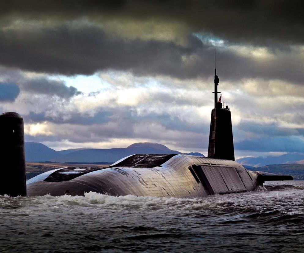 Czy Wielka Brytania stworzy własny, niezależny arsenał nuklearny? Odpowiedź na nieprzewidywalność USA