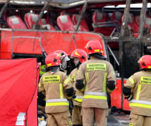 Tragiczny wypadek na A4. Autobus wypadł z autostrady. Nie żyje 5 osób