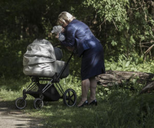 Zabrała wnuczka do lasu
