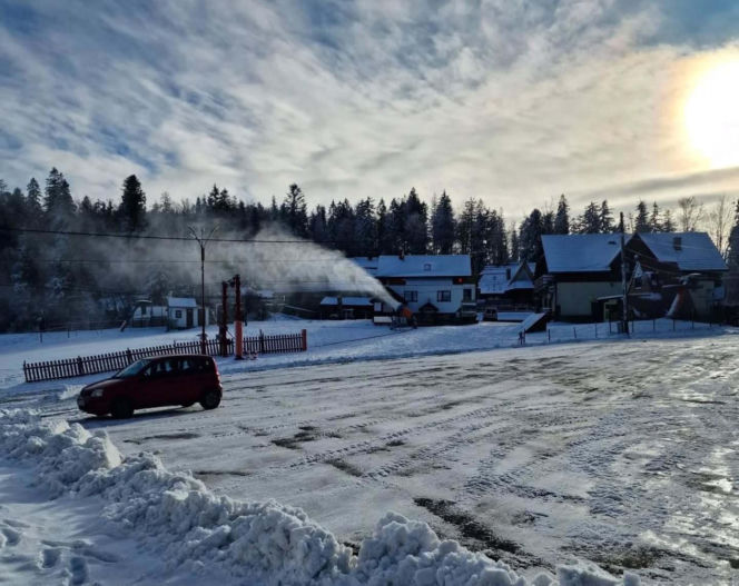 Sezon narciarski w Beskidach. Stoki są naśnieżane