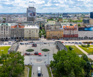 Południowa pierzeja Alej Jerozolimskich w centrum Warszawy