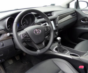 Toyota Avensis 2.0 D4-D Prestige