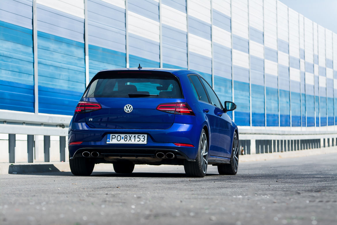 Volkswagen Golf R FL 2.0 TSI 310 KM DSG7 4Motion