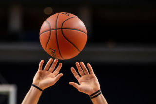 Damian Lillard ponownie triumfuje w konkursie rzutów za trzy punkty. Coś takiego udaje się nielicznym w NBA?