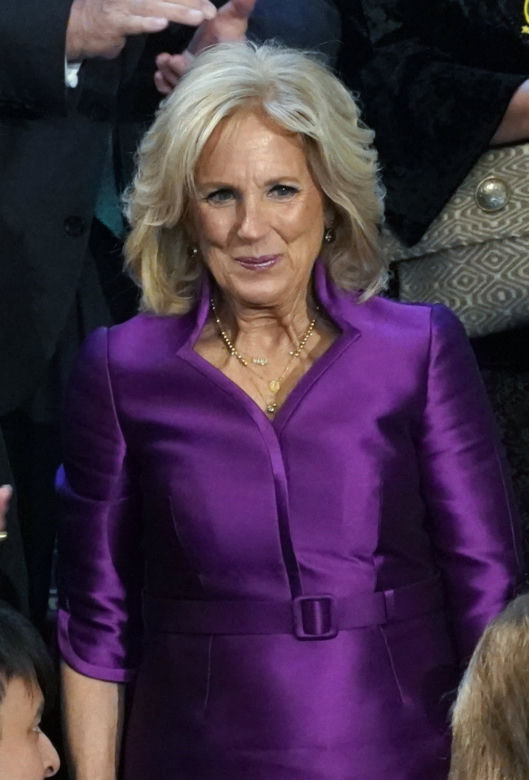 Porównanie stylu Jill Biden i Agaty Dudy