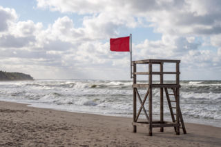 Sinice Mielnie. Czy w Mielnie można się kąpać 21.07? Flaga, warunki pogodowe