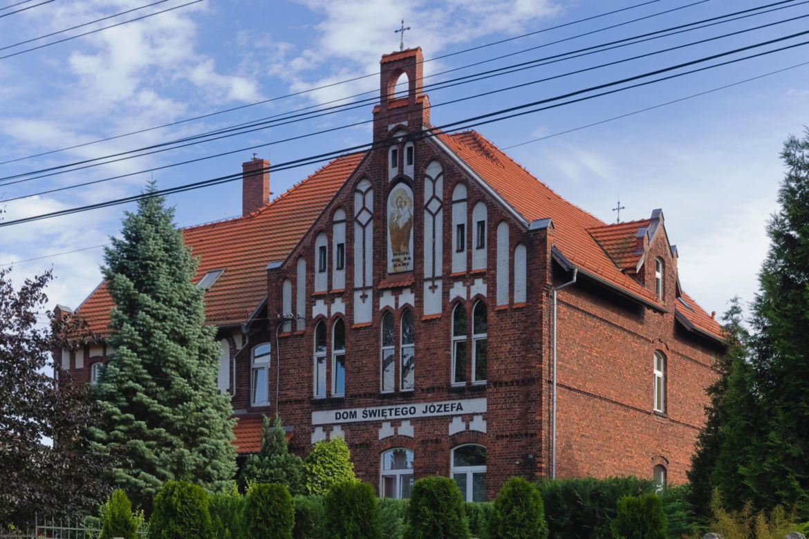 Zachwyca zabytkowym młynem. To jedno z najpiękniejszych miast Górnego Śląska