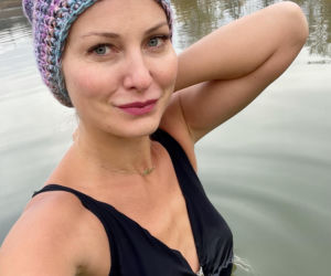 Joanna Moro chłodzi swoje ciało