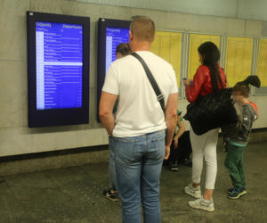 Potworny paraliż na Dworcu Centralnym. „Rekordzista ma 260 minut opóźnienia