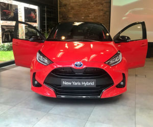 Toyota Yaris 1.5 Hybrid 116 KM e-CVT 