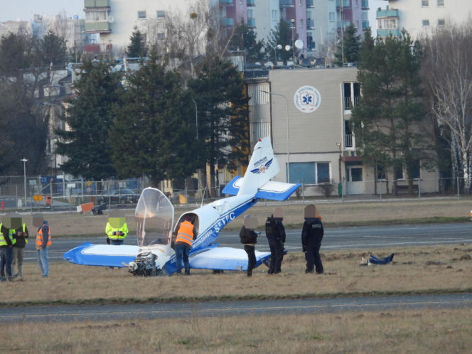 Samolot zarył w ziemię! Niebezpieczny incydent na warszawskim lotnisku