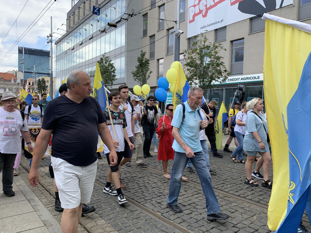 Marsz Autonomii Śląska przeszedł ulicami Katowic. "Hajmatu nie oddomy"