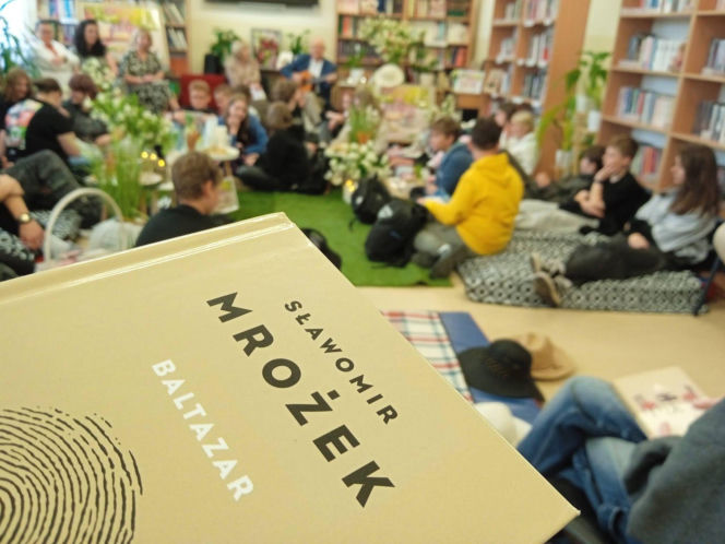 Zapach jaśminu i ulubione książki w Eknomiku