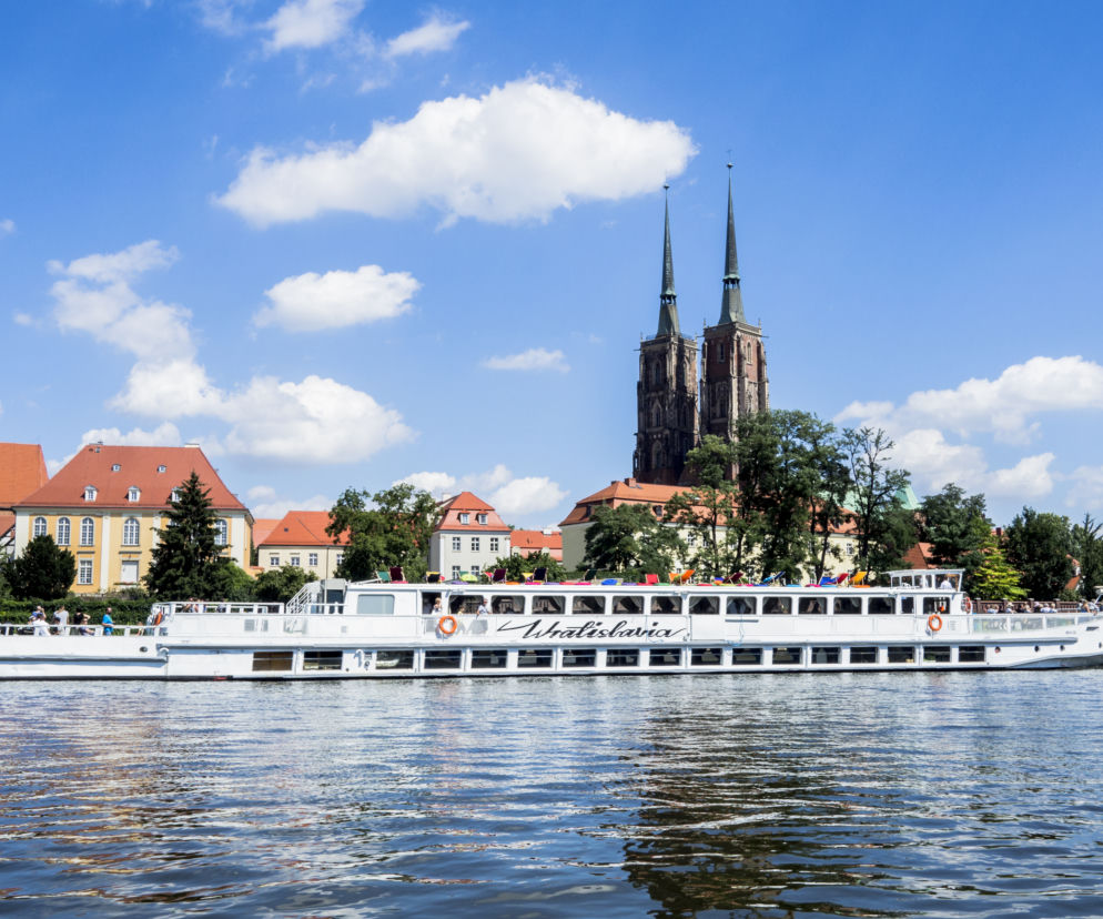 Wratislavia. Restauracja na statku w centrum Wrocławia
