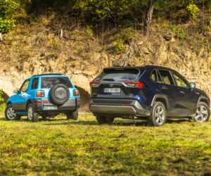Toyota RAV4 mk. I & Toyota RAV4 mk. V