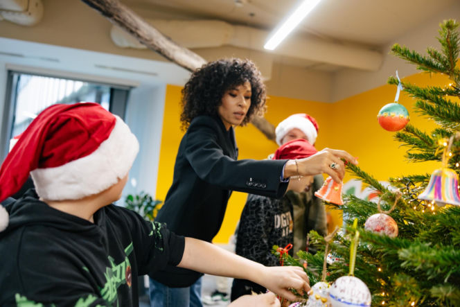 Omenaa Mensah i Rafał Brzoska umieją w prezenty. Wydali 1,7 mln złotych