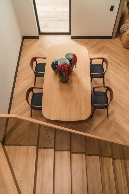 Dom dla miłośnika designu: Bauhaus z ciepłymi akcentami