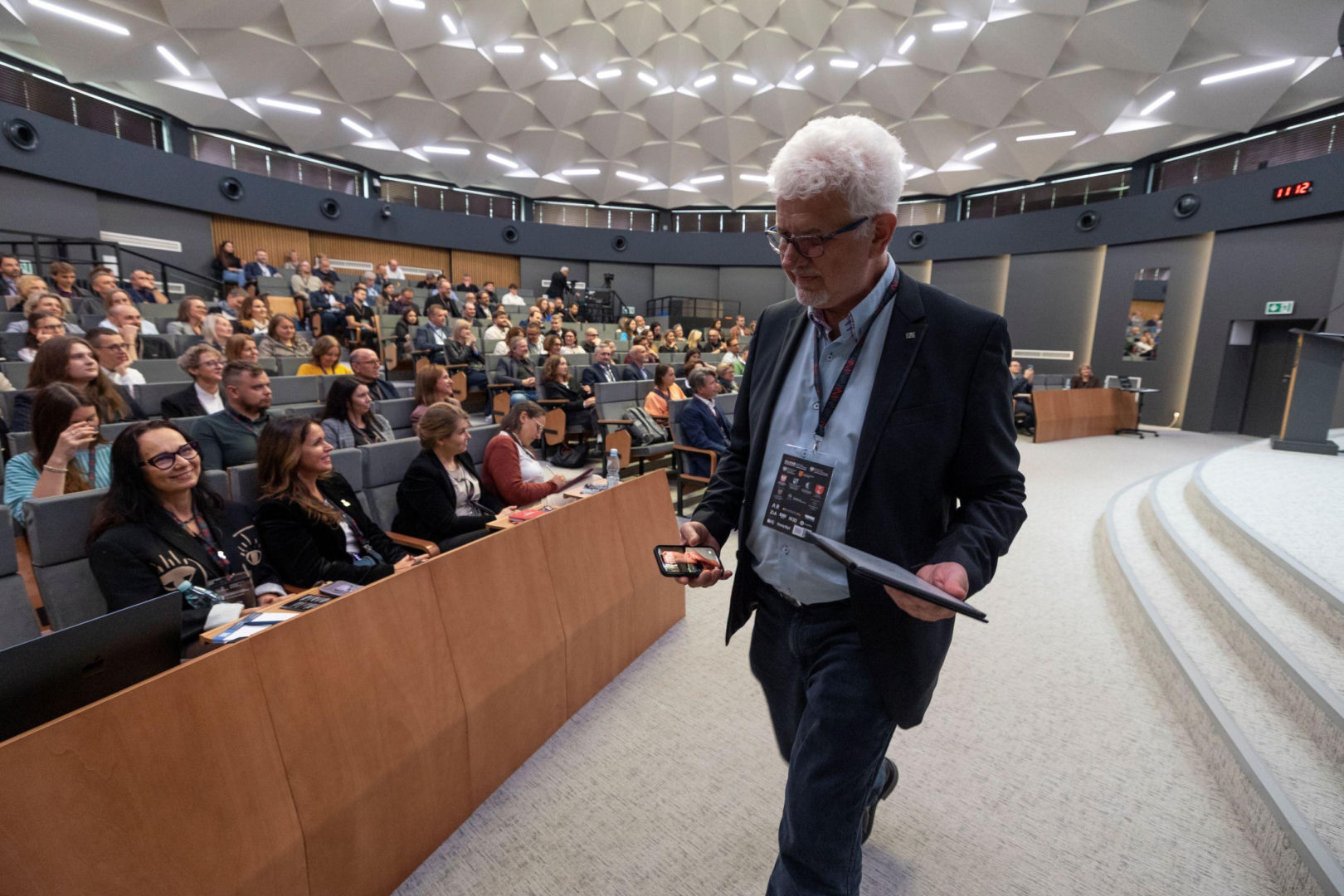Konferencja „Inteligencja sztuczna, ale rewolucja prawdziwa”