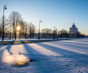 Mróz zamyka szkoły: Koszty?