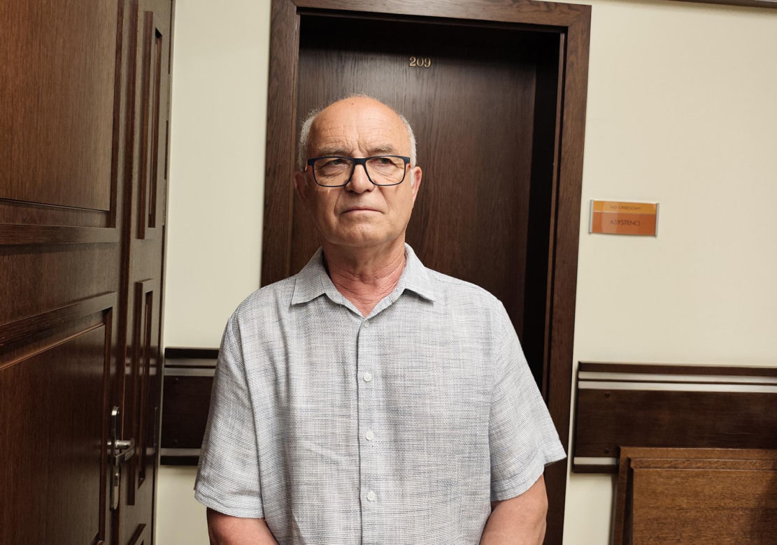 Zabili 83-letnią seniorkę za 180 zł.  Jej pokiereszowane ciało ukryli w wersalce