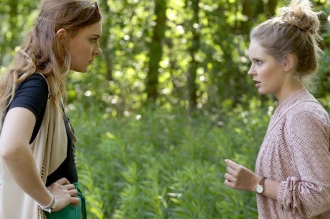 M jak miłość odcinek 1253, Ula (Iga Krefft), Justyna (Olga Kalicka)