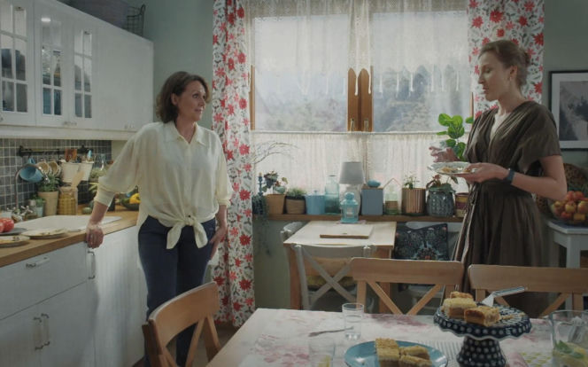 M jak miłość, odcinek 1894. Marysia (Małgorzata Pieńkowska), Natalka (Dominika Suchecka)