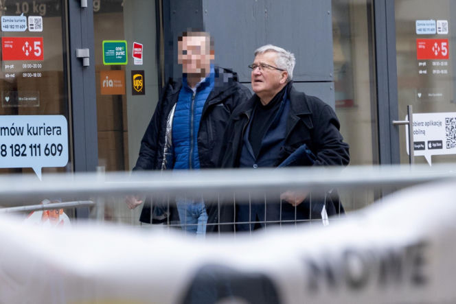 Bronisław Komorowski gnał do krawca z dżinsami. Po drodze złamał prawo!