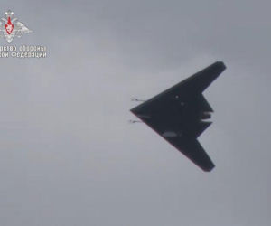 Rosja pokazała dwumiejscowego Su-57. Czy to gra o miliardy z Indiami?
