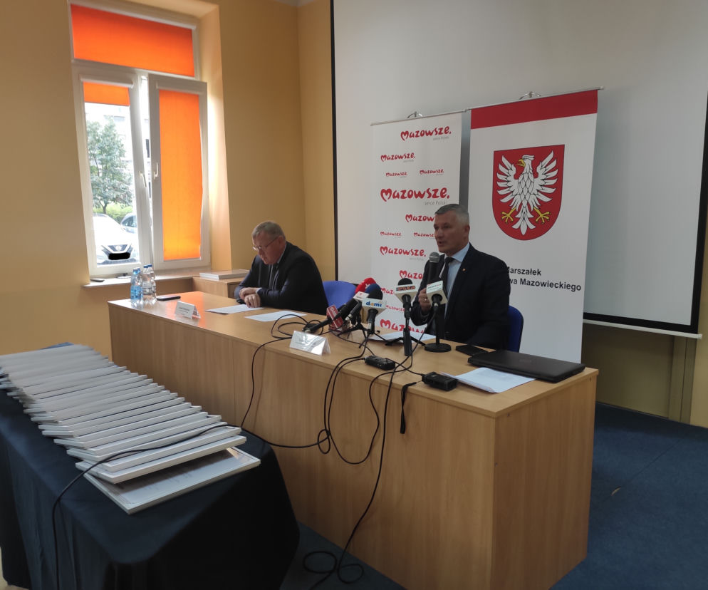 Zdjęcie z briefingu prasowego