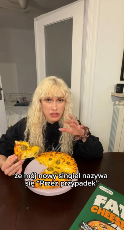 Helena Englert zjadła pizzę Książula